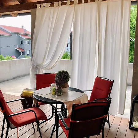 Dora - Mediterranean Family House For 9 With Private Garden, Bbq, Sea View And Private Parking For 4 Cars * 帕格
