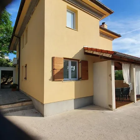 Dora - Mediterranean Family House For 9 With Private Garden, Bbq, Sea View And Private Parking For 4 Cars Nyaraló *