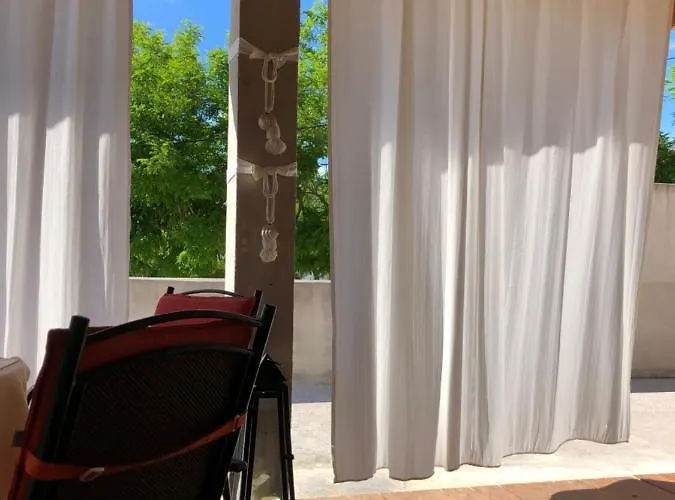 Vakantiehuis Dora Pag Town